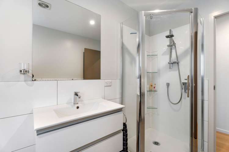 105 Rangiora Crescent Matarangi_17