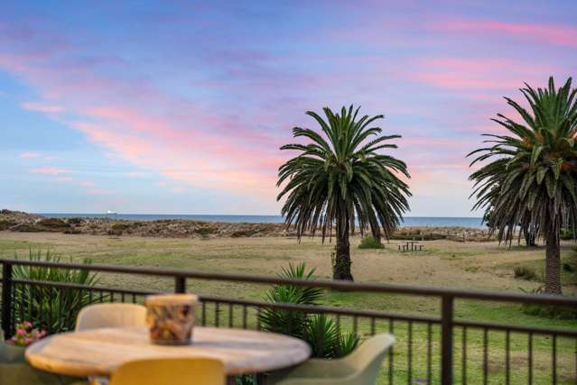RARE BEACHFRONT OPPORTUNITY - SELLER MOTIVATED