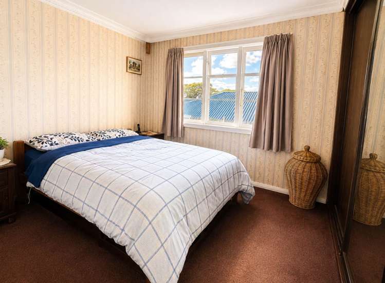 8 Leicester Street_5