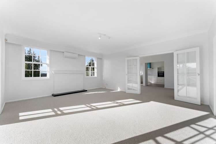 107 & 107B Te Atatu Road Te Atatu South_11