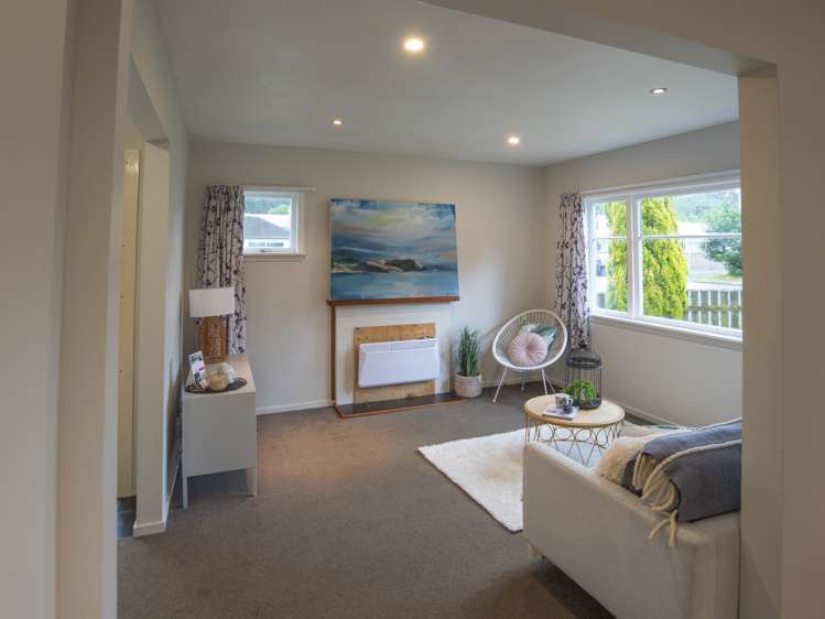 29 Burden Avenue Wainuiomata_6