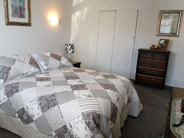 2/304 Nelson Street South Hastings_2