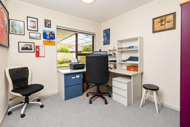 1 Neagle Place Greenmeadows_11