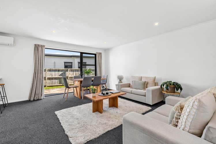 2/2 Summit Terrace Dinsdale_6