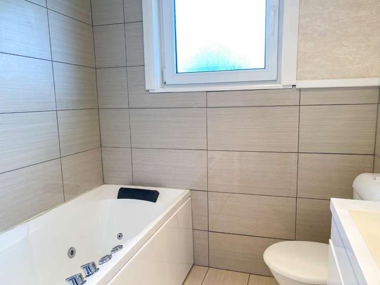 8/21 Olliviers Road Phillipstown_9