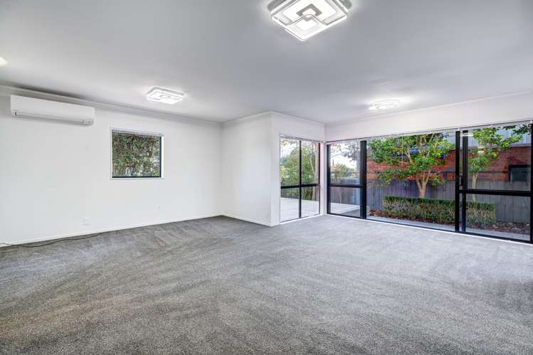 2/24 Miro Street New Lynn_15