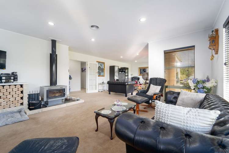 524i Paierau Road Opaki_10