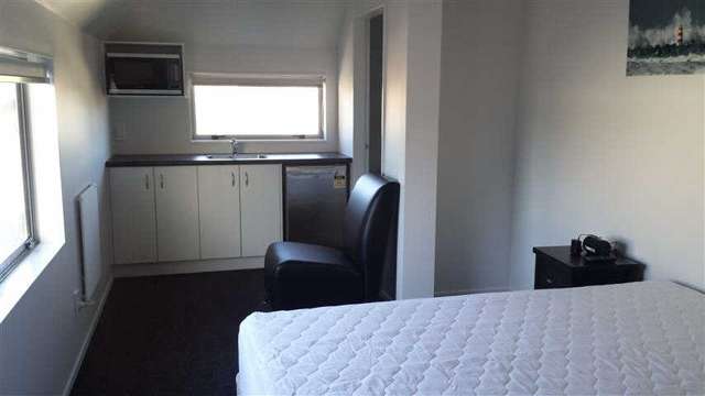 4d/7 Snead Place 1076_2