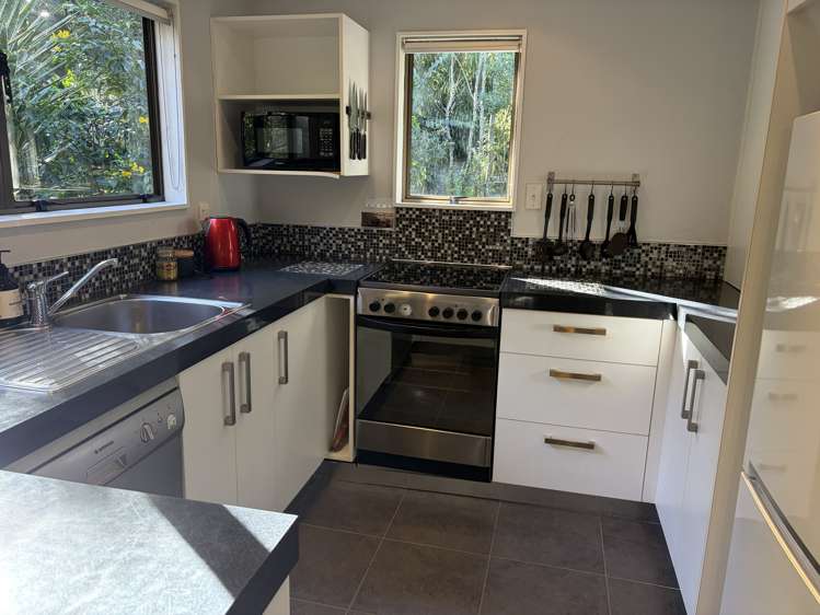 132 Western Hills Drive Kensington_3