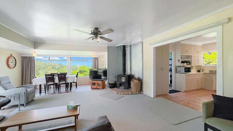 7 Lucy Road Waiomu_4