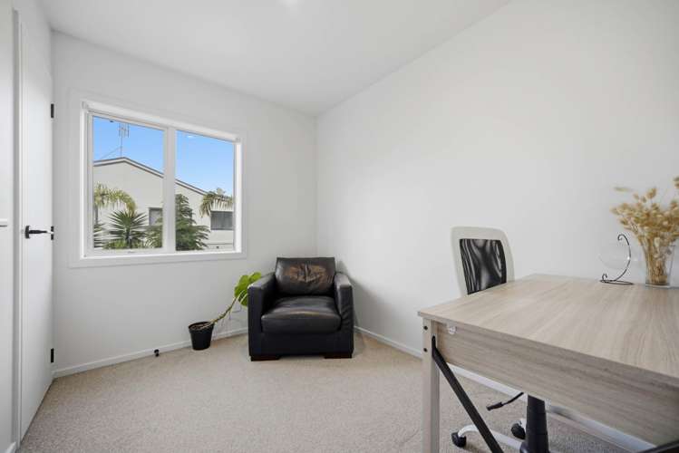 4/78 Fernhill Way Oteha_8