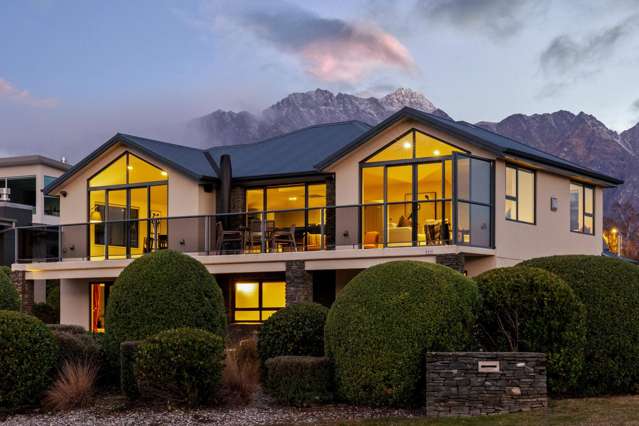 660 Peninsula Road Kelvin Heights_1