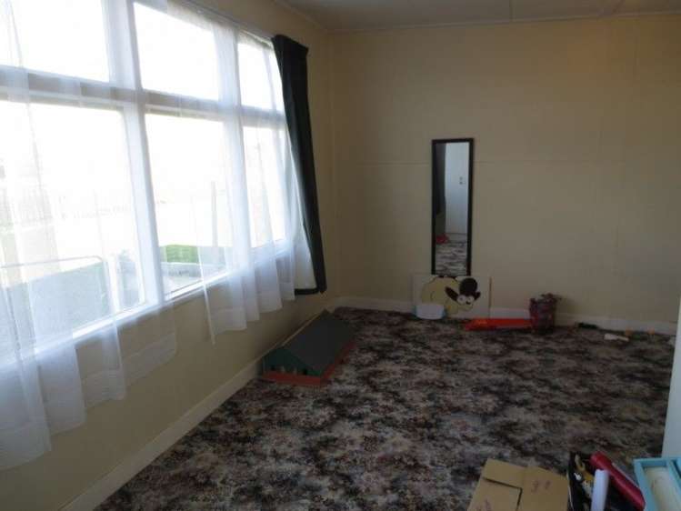 10 Sydney Terrace Takapau_8