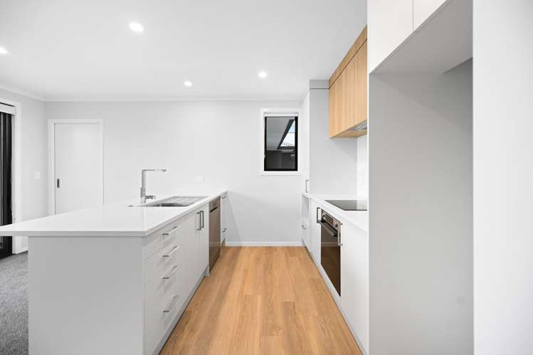 1/6 Greta Street Glenview_4