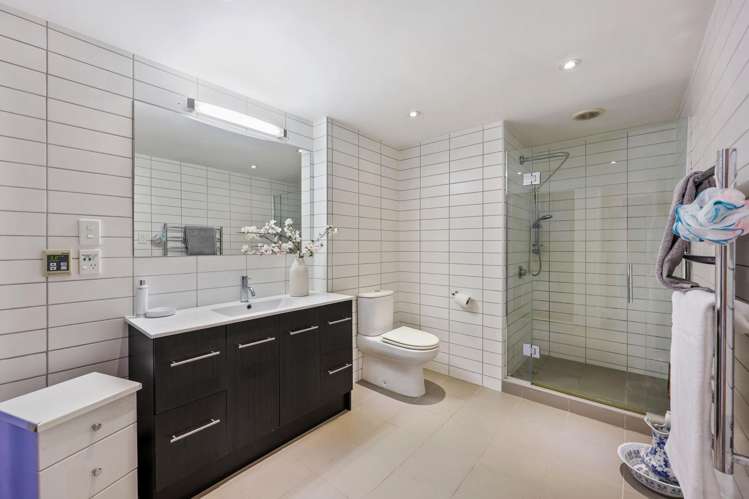 188 Prince Regent Drive Farm Cove_33