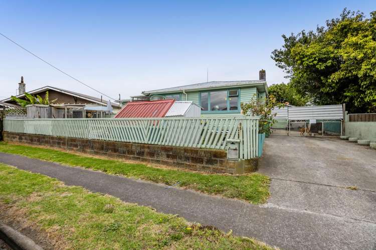 85 Collins Street Hawera_24