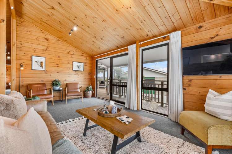 4 Forsythe Place Massey_18