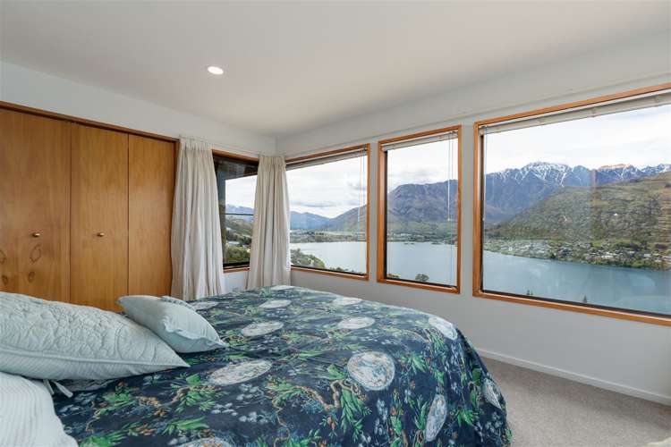 9 Miners Lane Queenstown_12