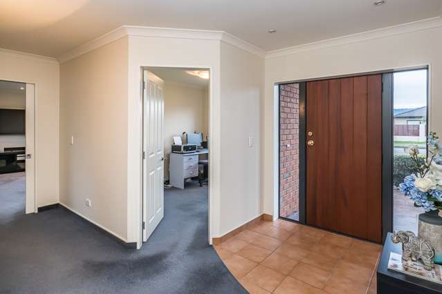 96 Guildford Drive Paraparaumu Beach_2