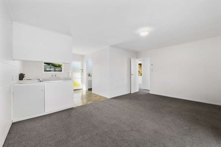 2b Slade Street Greerton_1