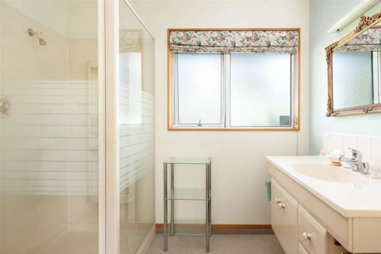 2 Scotston Grove Witherlea_24