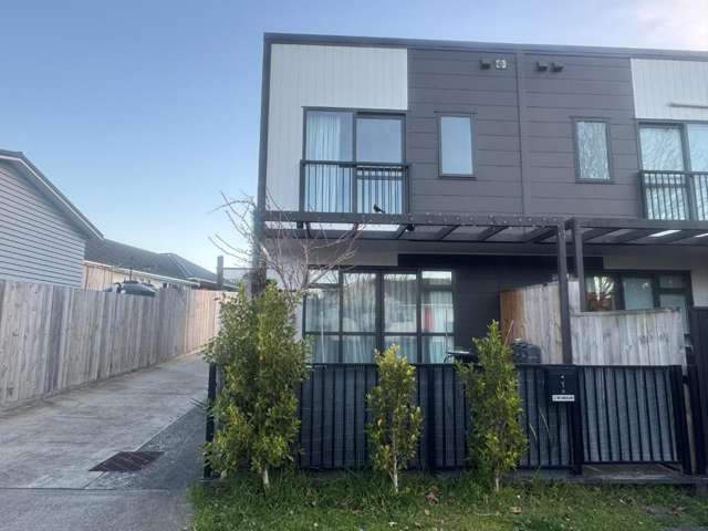 1D Shamrock Lane 1801_1