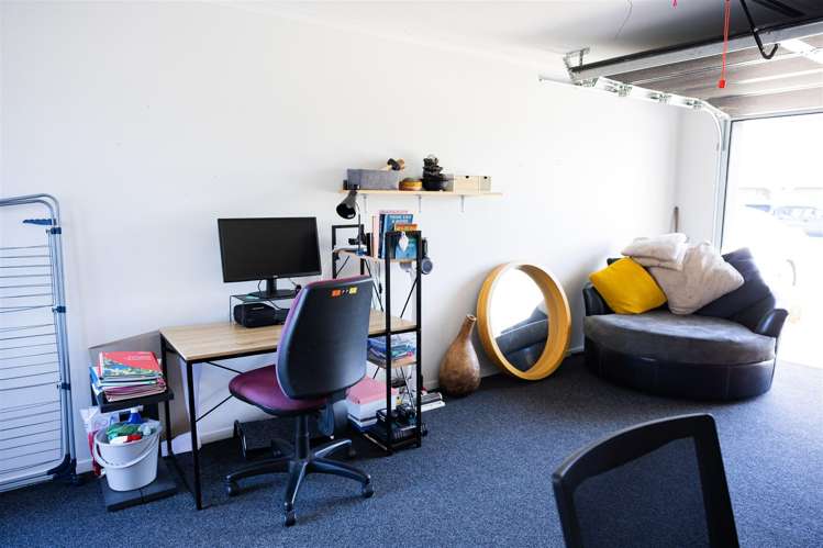 32 Old Farm Road Hamilton East_15