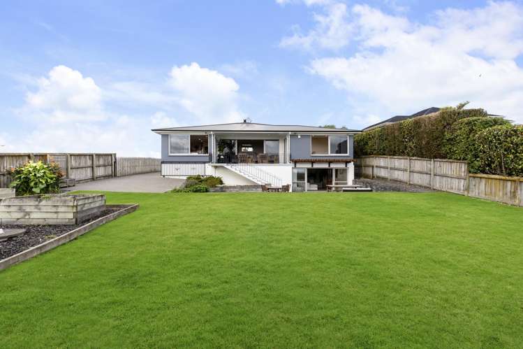 1 Karaka Road Beachlands_13
