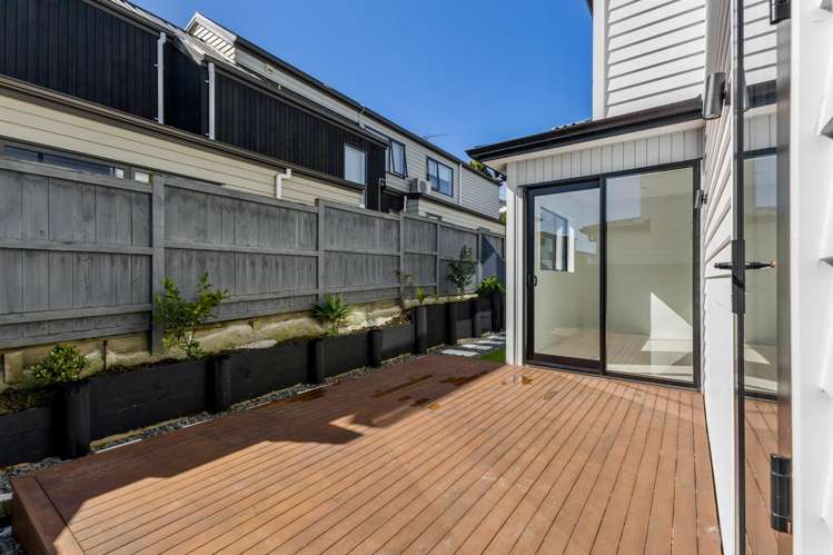 10D Pax Avenue Forrest Hill_12