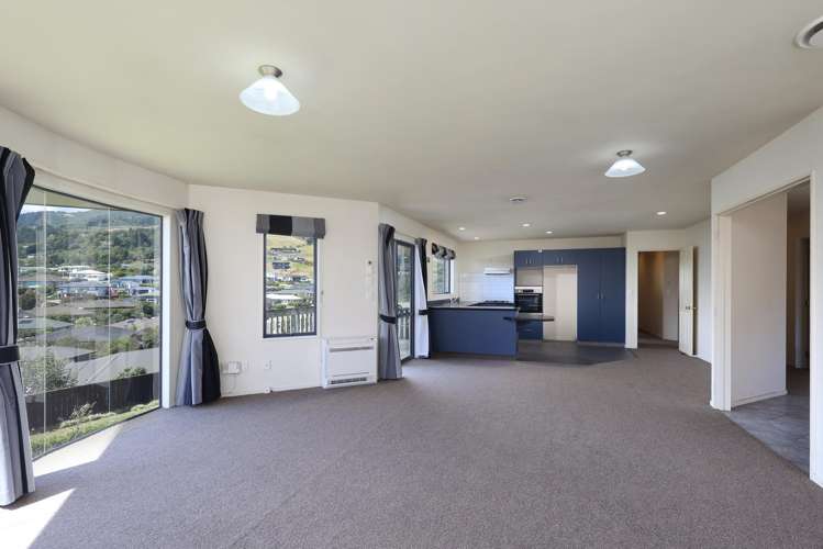 18 Olympus Way Richmond_3