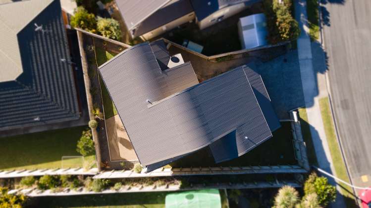 2 Sandybrow Churton Park_19