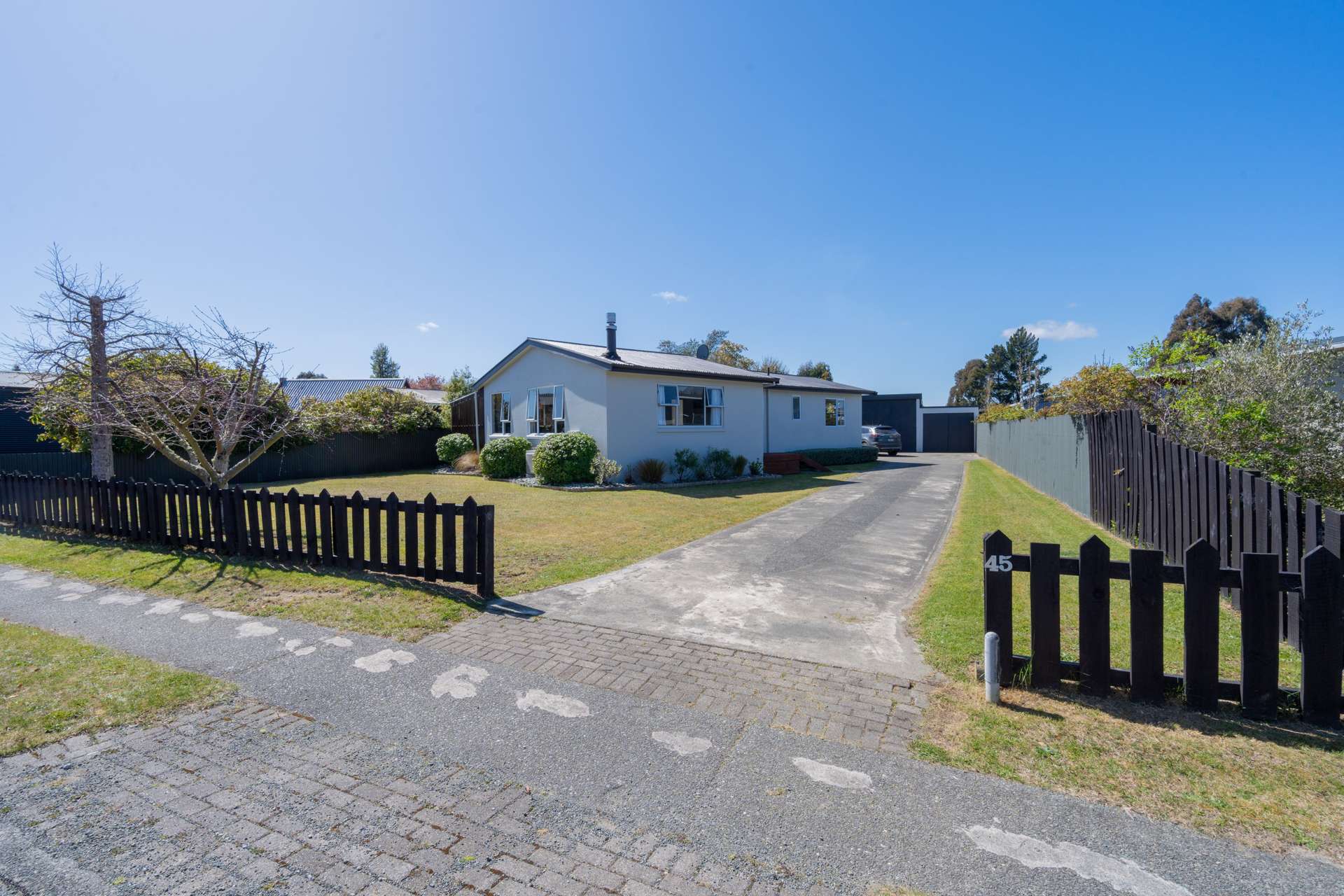 45 Home Street Manapouri_0