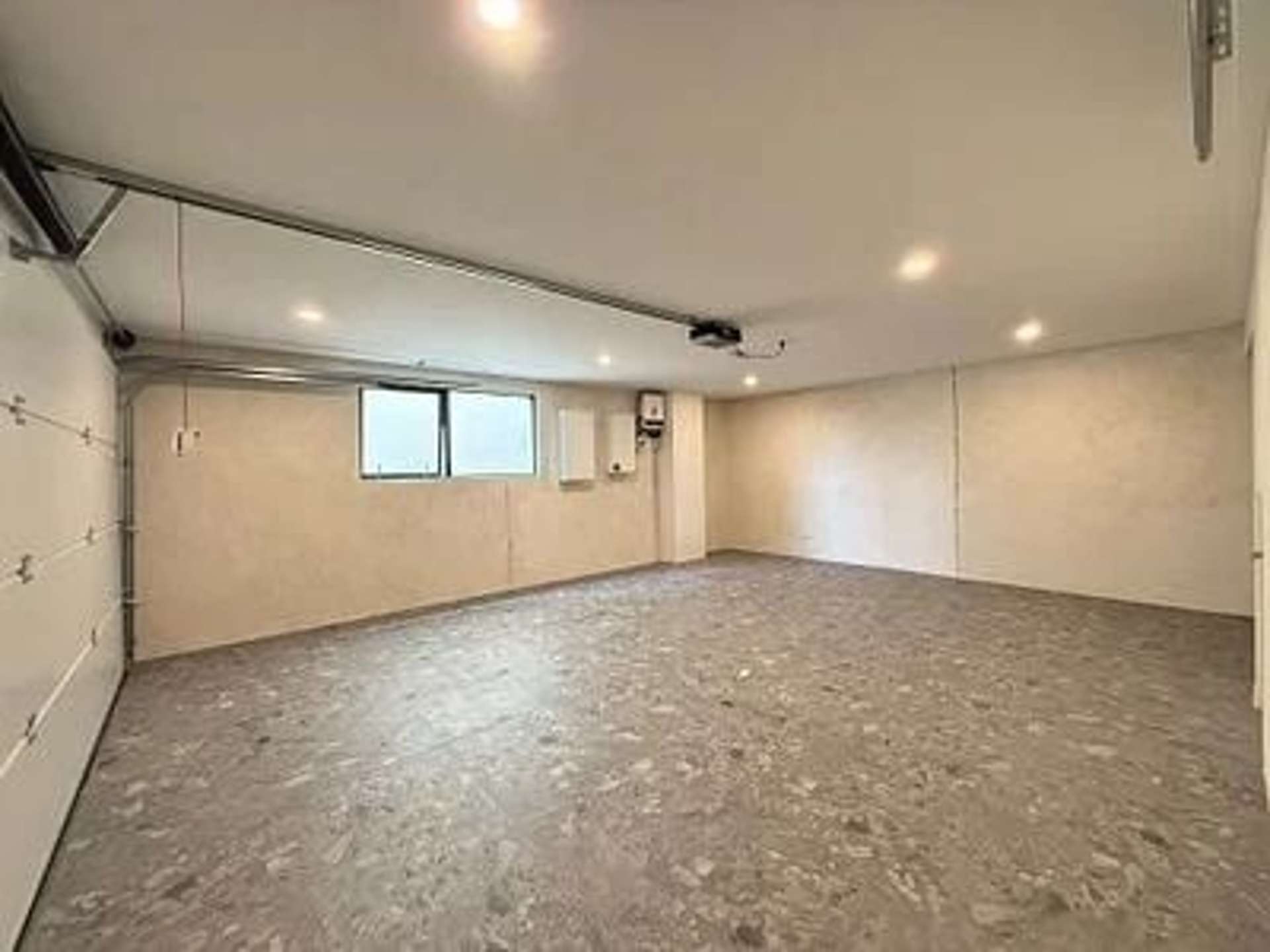 86A Tiriwa Drive Massey_0
