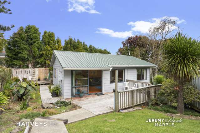 12 Highland Avenue Titirangi_2