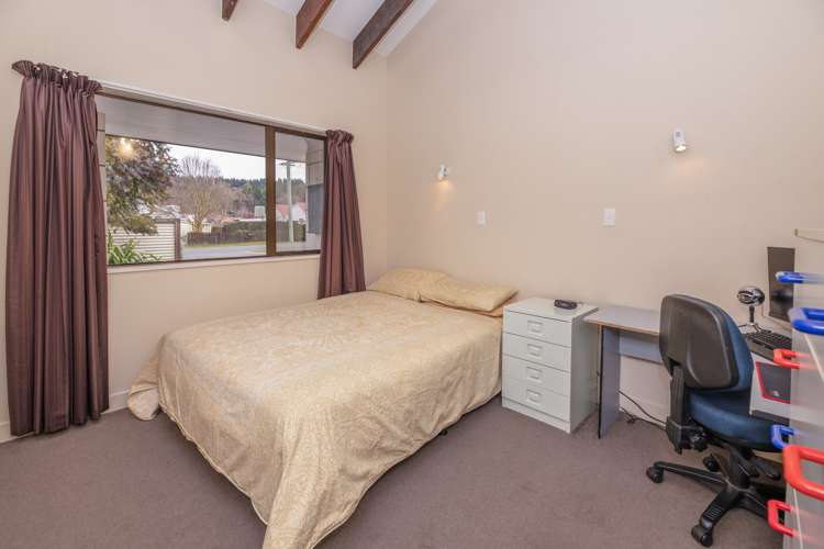 19 Railway Terrace Glentunnel_10