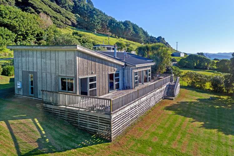 490B East Cape Road Te Araroa_5