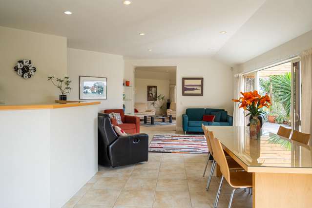 17 Barrett Drive Waikanae Beach_4