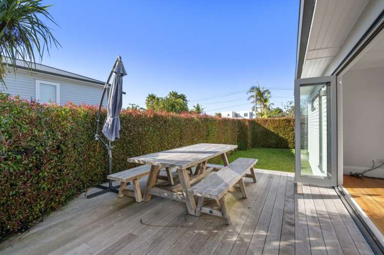 52 Wainui Avenue Point Chevalier_13