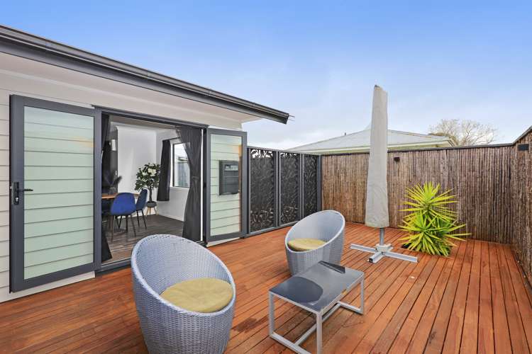 411 Lyndon Road East Hastings_14