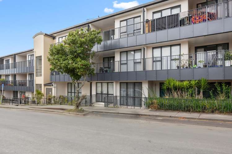 3t/1 Wadier Place Henderson_13