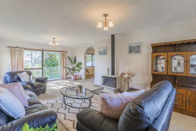 10 Campion Road Waikanae Beach_1