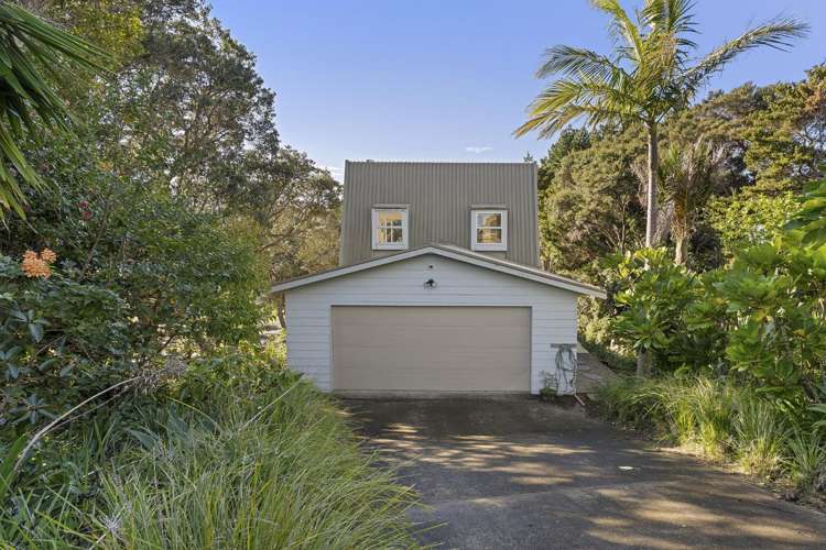 2 Barr Road Mahurangi West_1