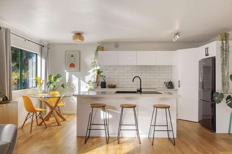 37a Meadowland Street Matua_1