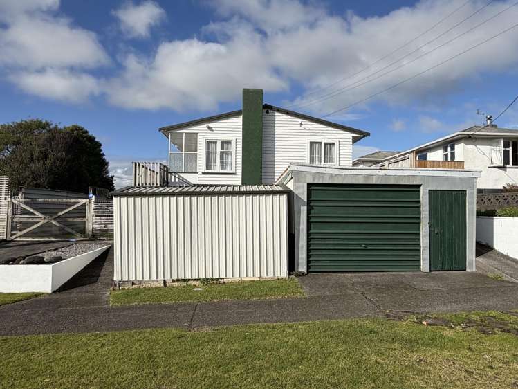 5 Raleigh Street Waitara_1