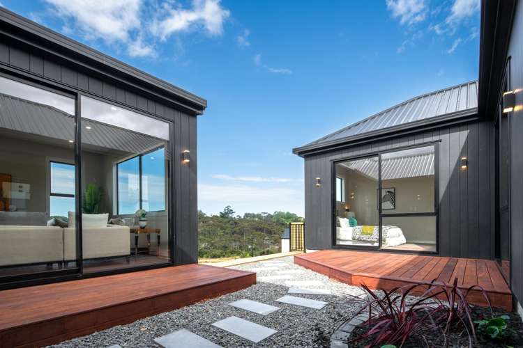 20 Awanui Road Red Beach_17