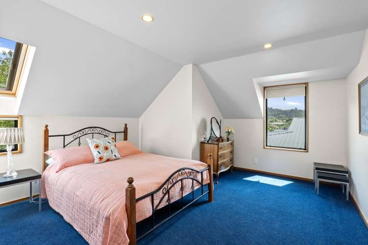 2/180 Main Road Redcliffs_15