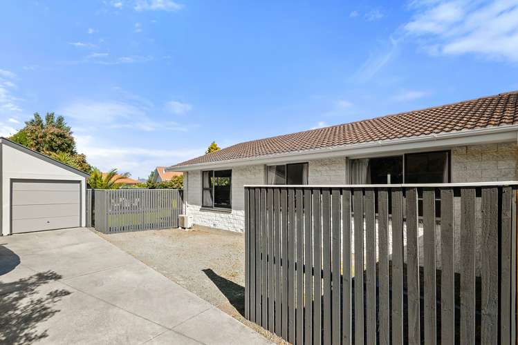 2/50 Valecrest Avenue Parklands_19