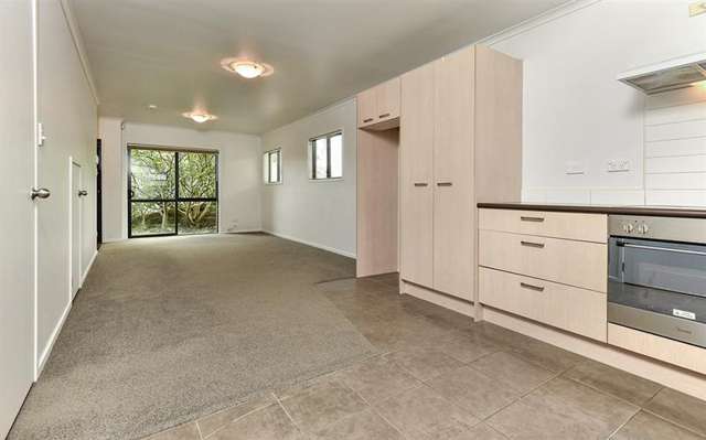 1/106 Glengarry Road 1665_3