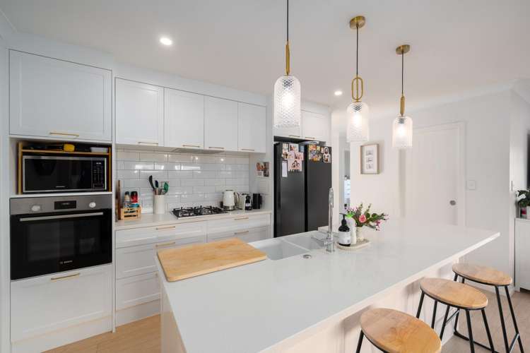 23 Cynisca Crescent Wallaceville_5