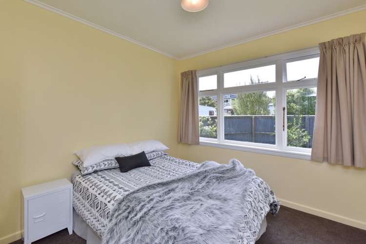 77 Dunns Avenue The Pines Beach_11